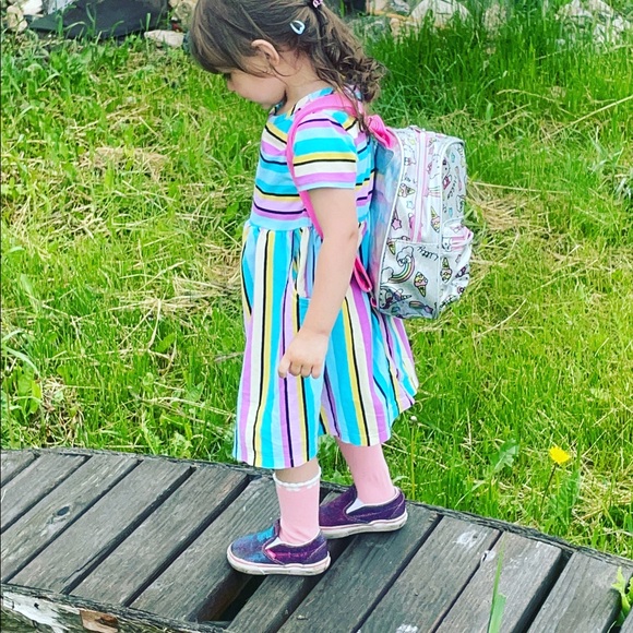 EXPRESSING ONESELF THROUGH FASHUN - Picture 5 of 8